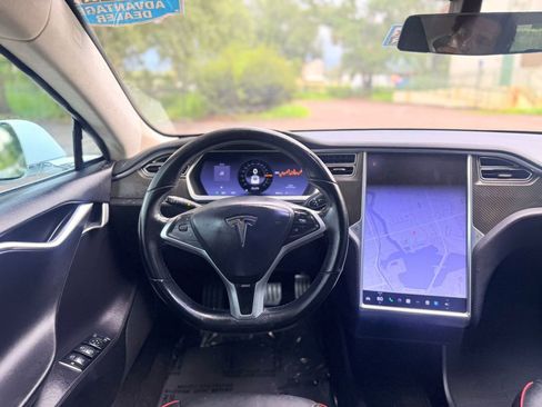 Used 2013 Tesla Model S Performance image 15