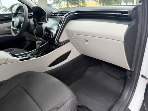 Used 2022 Hyundai Tucson SE FWD image 10