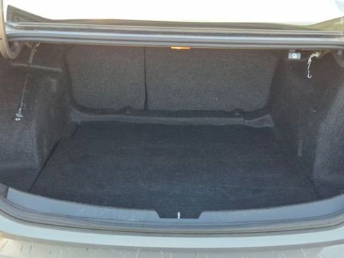 Used 2020 Chevrolet Malibu LT image 6