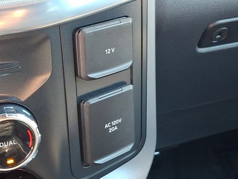 Used 2025 Ford F150 Lariat w/ Equipment Group 501A Mid AWD/4WD image 29