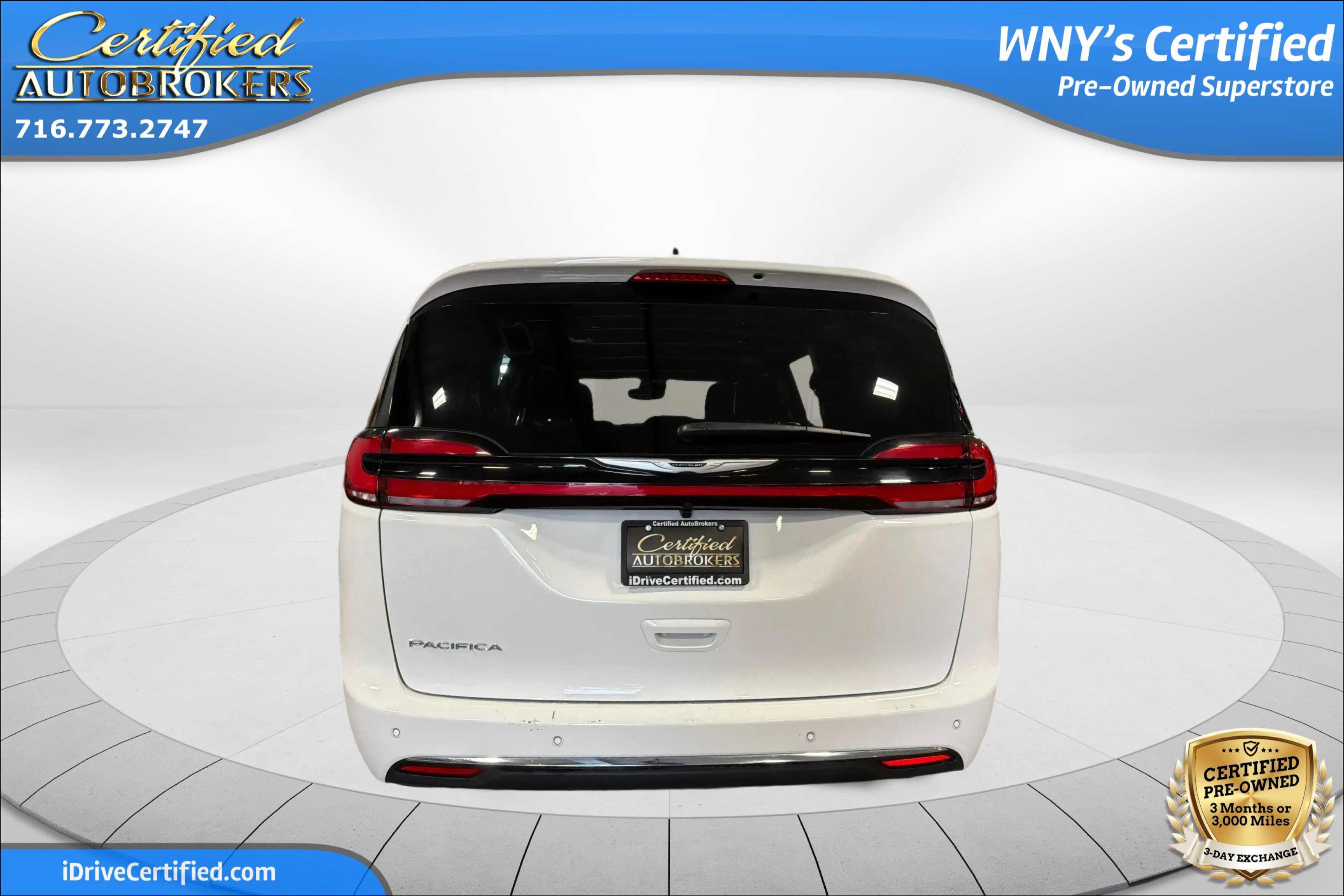 Used 2026 Chrysler Pacifica Select FWD image 7