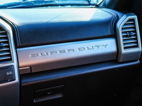 Used 2021 Ford F250 King Ranch w/ King Ranch Ultimate Package image 27