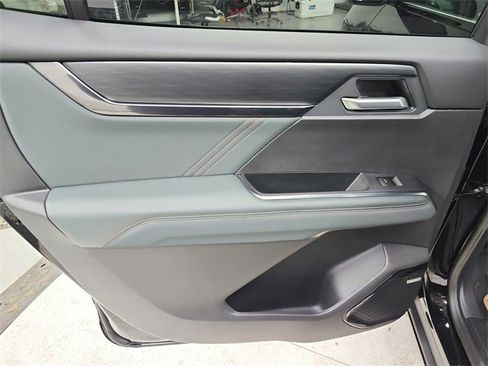 New 2026 GMC Acadia AT4 w/ Super Cruise Package image 37