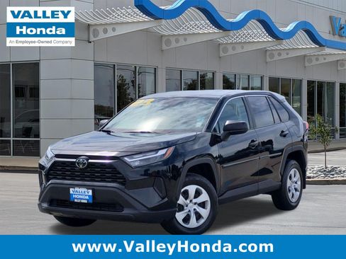 Used 2023 Toyota RAV4 LE AWD/4WD image 1