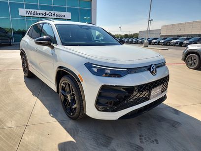 New 2026 Volkswagen Tiguan SE R-Line