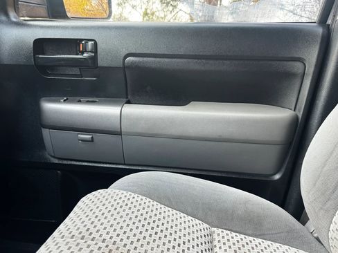 Used 2011 Toyota Tundra SR5 image 6