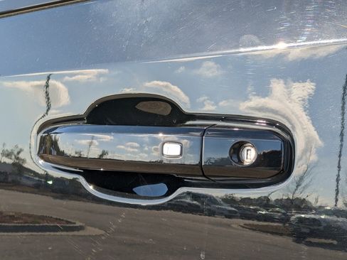 Used 2023 GMC Sierra 1500 AT4X image 30