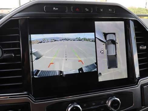 Used 2022 Ford F350 Platinum w/ Tremor Off-Road Package AWD/4WD image 24
