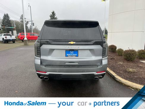 Used 2025 Chevrolet Tahoe High Country image 5