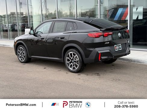 New 2026 BMW X2 xDrive28i w/ Technology Package image 3