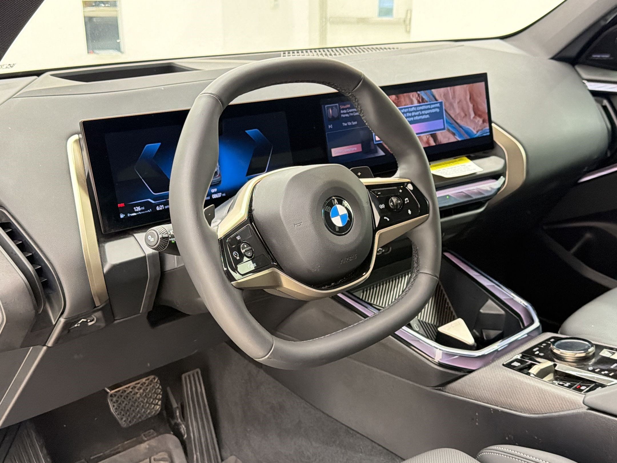 Used 2025 BMW X3 xDrive30i w/ Premium Package AWD/4WD image 4
