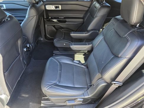 Used 2024 Ford Explorer ST w/ Equipment Group 401A image 14