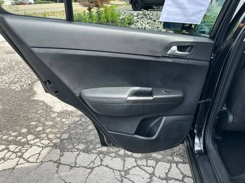 Used 2020 Kia Sportage LX AWD/4WD image 21