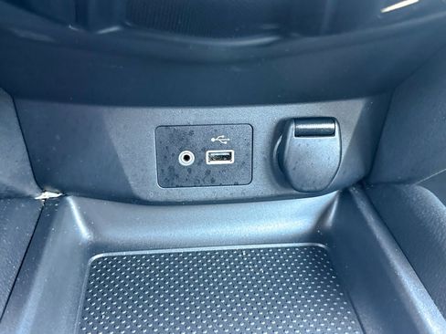 Used 2018 Nissan Rogue S AWD/4WD image 34