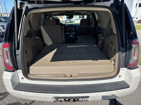 Used 2020 GMC Yukon SLT w/ Open Road Package AWD/4WD image 9