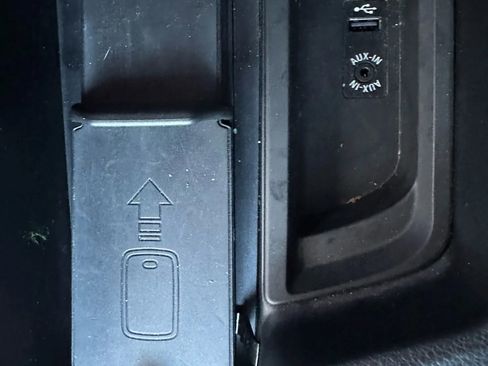 Used 2017 BMW M4 Coupe image 22