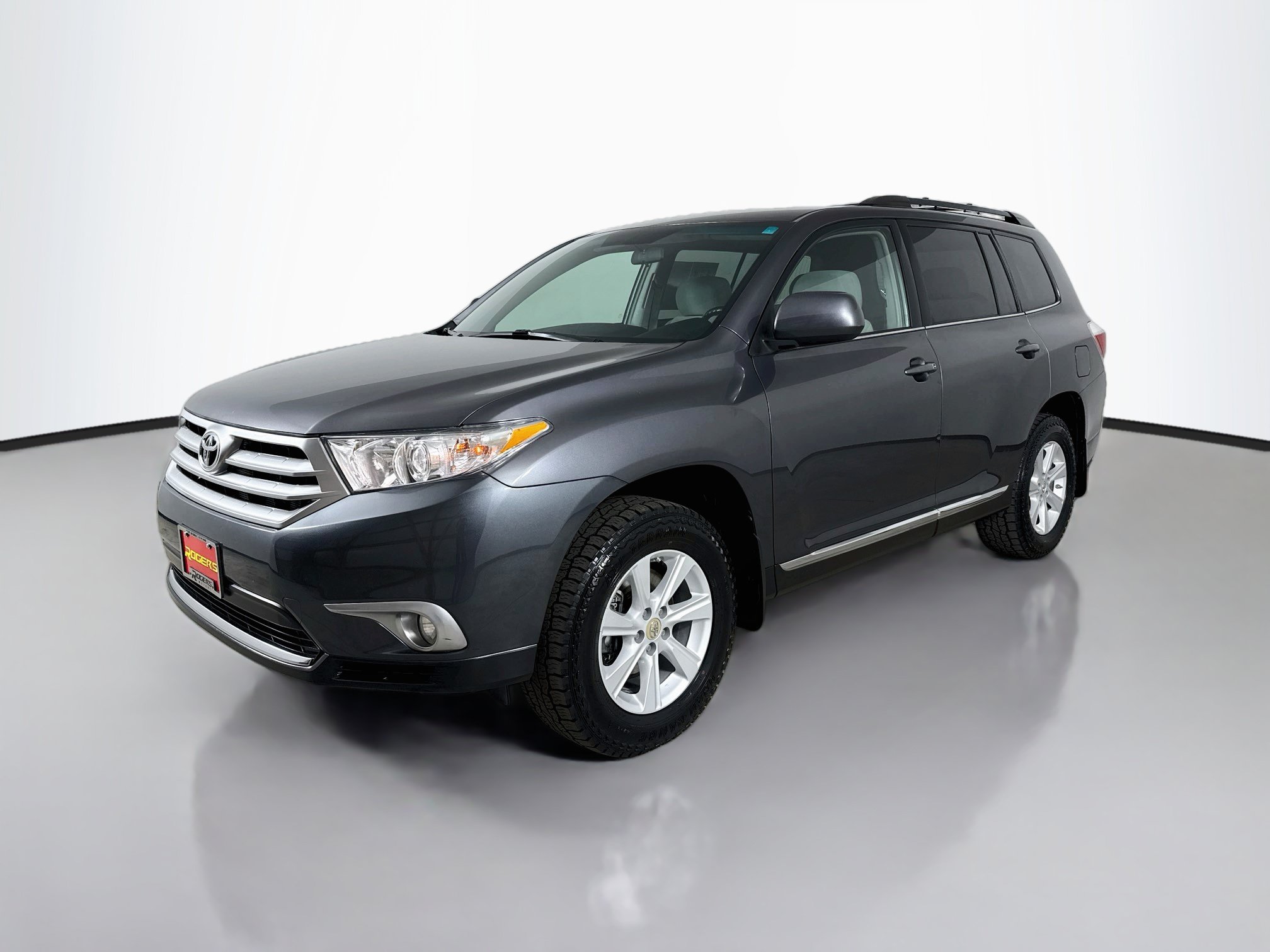 Used 2012 Toyota Highlander 4WD w/ Tech Pkg image 3