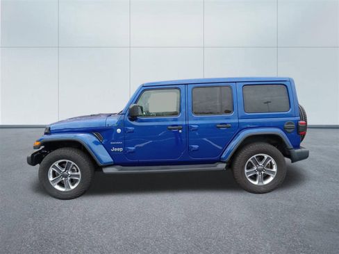 Used 2020 Jeep Wrangler Unlimited Sahara image 2