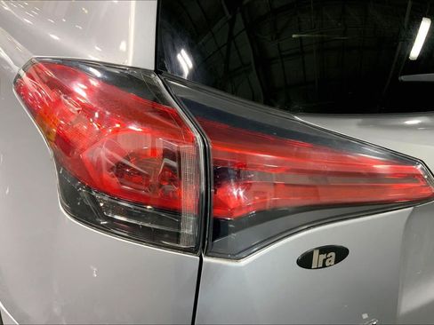 Used 2017 Toyota RAV4 LE w/ All Weather Liner Package AWD/4WD image 29
