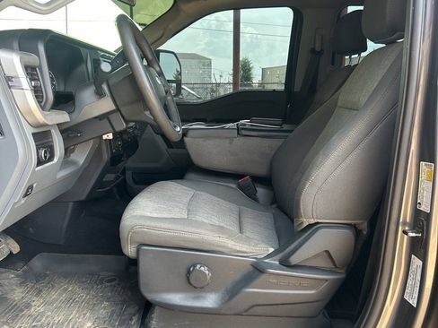 Used 2023 Ford F250 XL w/ STX Appearance Package AWD/4WD image 3