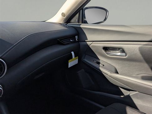 New 2025 Nissan Sentra SV image 28