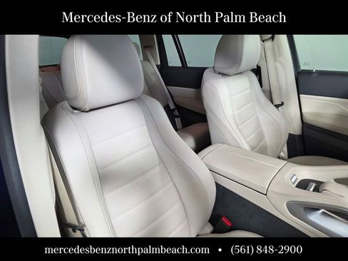 Used 2020 Mercedes-Benz GLS 450 4MATIC w/ Convenience Package image 32