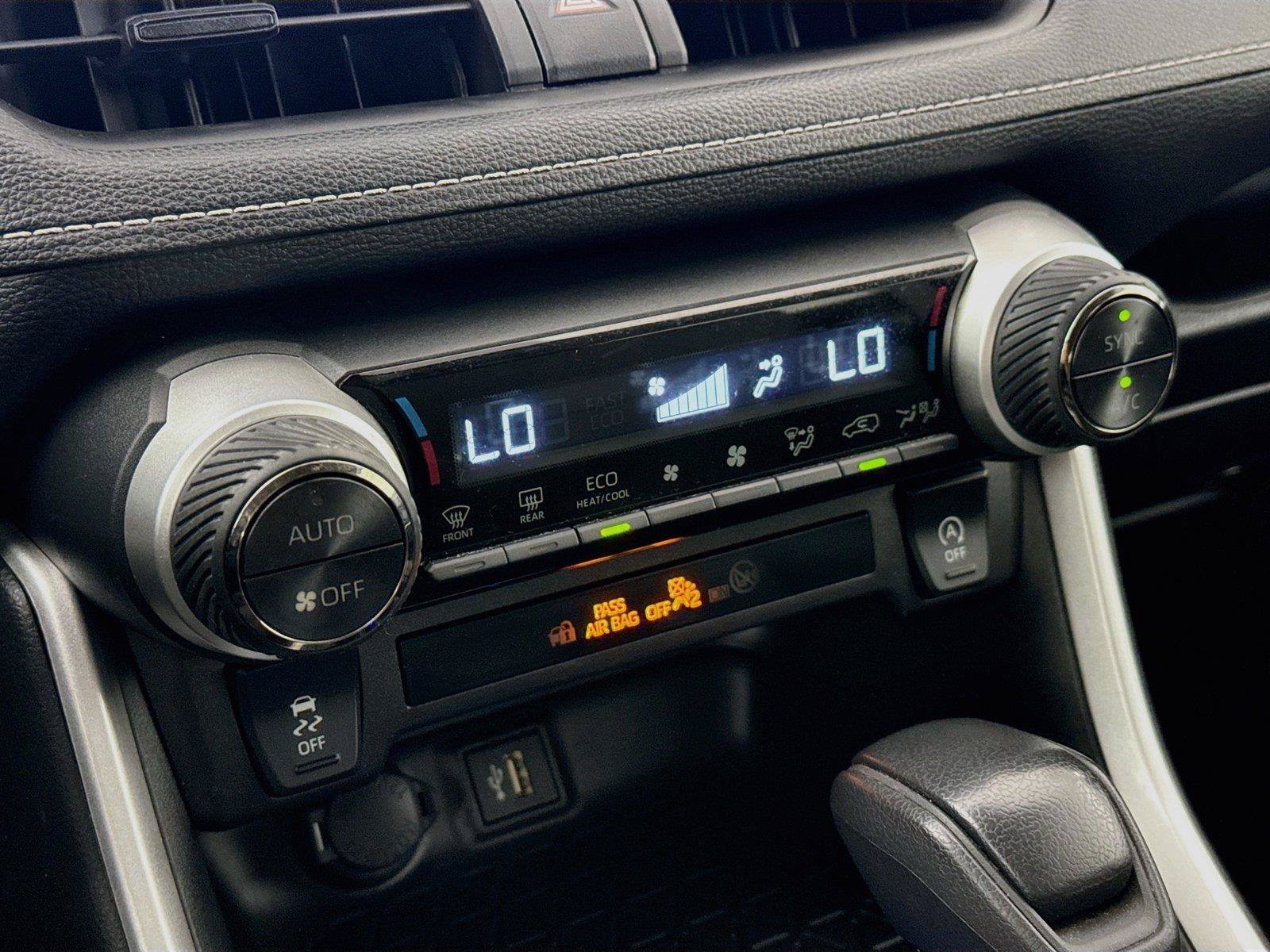Certified 2025 Toyota RAV4 XLE AWD/4WD image 24