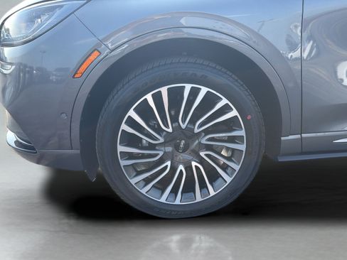 Used 2022 Lincoln Corsair Reserve w/ Equipment Group 201A AWD/4WD image 29