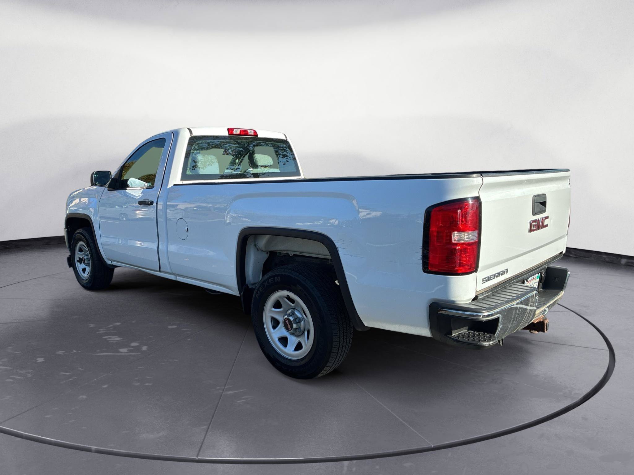 Used 2016 GMC Sierra 1500 2WD Regular Cab image 7