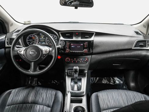Used 2016 Nissan Sentra SV FWD image 12