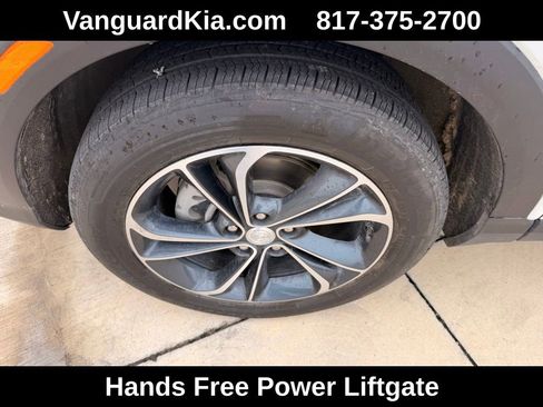 Used 2022 Buick Encore GX Select image 8