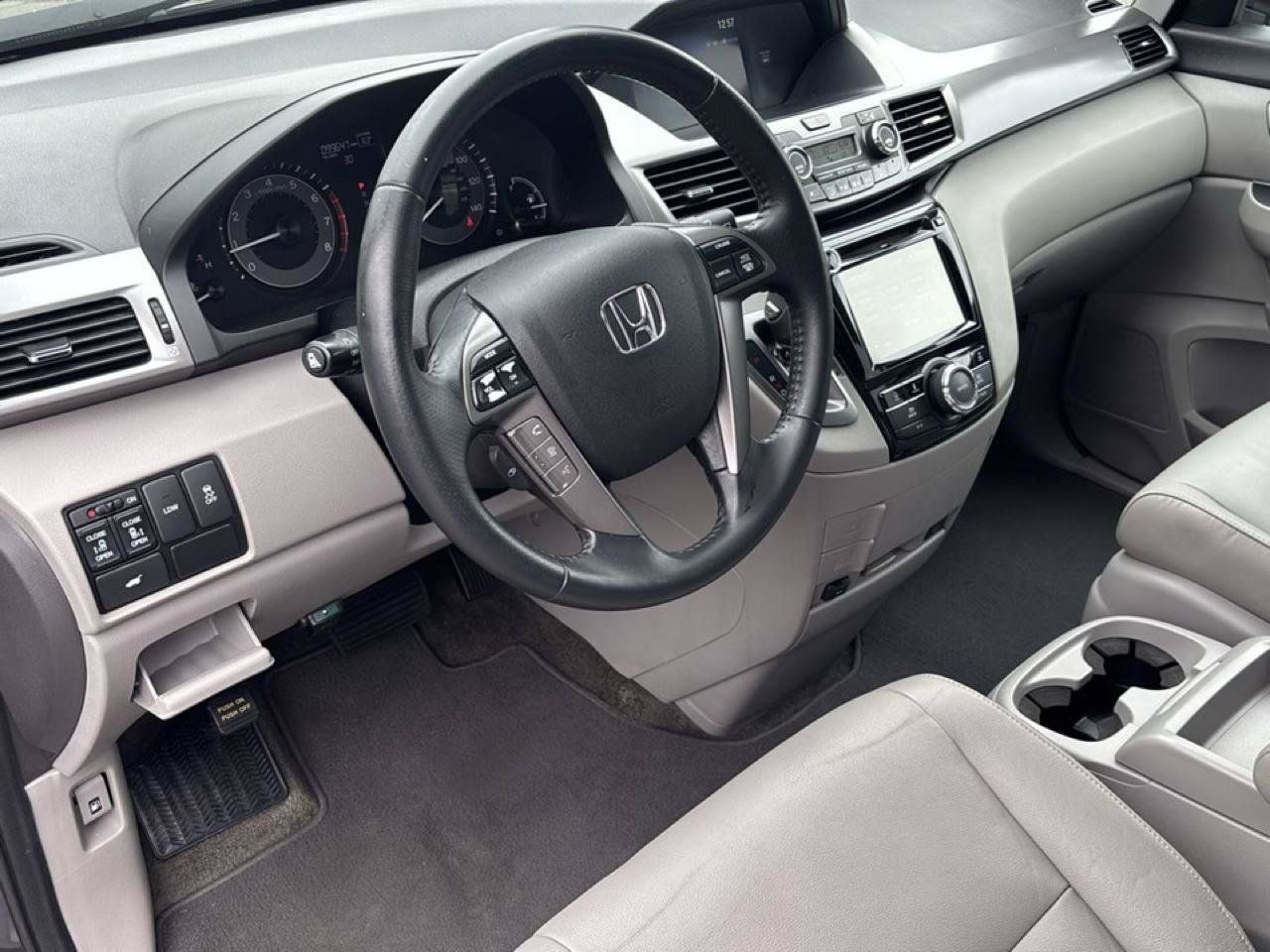 Used 2016 Honda Odyssey EX-L image 16
