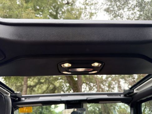 Used 2020 Jeep Wrangler Unlimited Rubicon AWD/4WD image 34