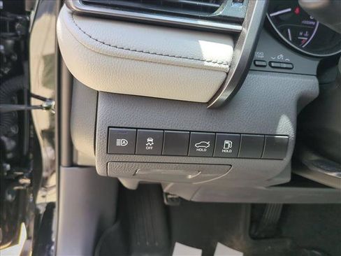 Certified 2023 Toyota Camry SE FWD image 13
