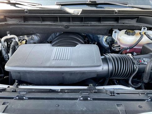 Used 2024 GMC Yukon XL SLT RWD image 31