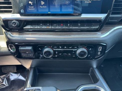 Certified 2024 Chevrolet Silverado 1500 RST w/ Convenience Package II AWD/4WD image 12