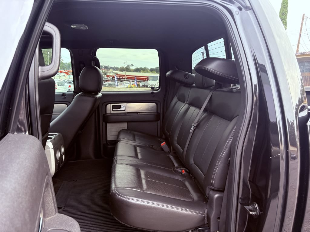 Used 2014 Ford F150 FX4 w/ Equipment Group 402A Luxury AWD/4WD image 16