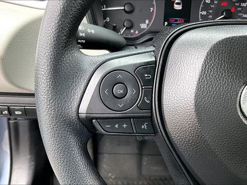 Used 2025 Toyota Corolla LE image 10