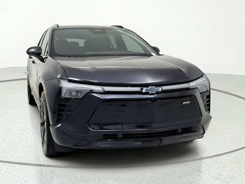 Used 2024 Chevrolet Blazer EV RS RWD image 2