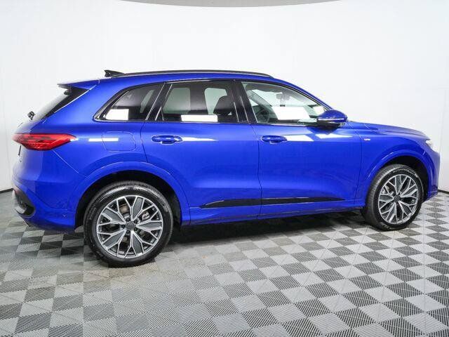New 2026 Audi Q5 Premium AWD/4WD image 2