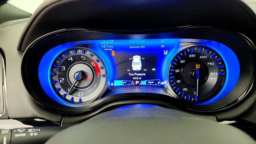 Used 2023 Chrysler 300 C RWD image 16