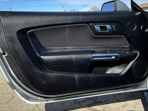 Used 2022 Ford Mustang Convertible w/ Equipment Group 101A image 25