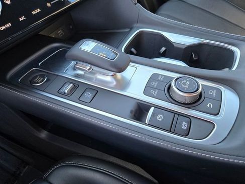 Certified 2025 INFINITI QX60 Luxe w/ Black Edition image 28