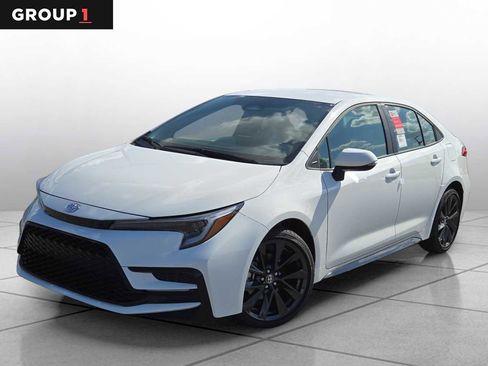New 2026 Toyota Corolla SE image 1