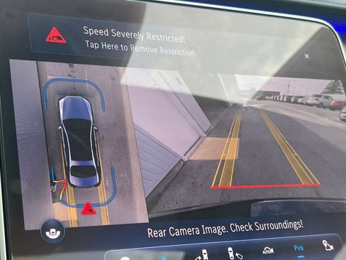 Certified 2023 Mercedes-Benz S 500 4MATIC image 24