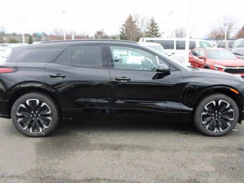 New 2025 Chevrolet Blazer EV RS image 14