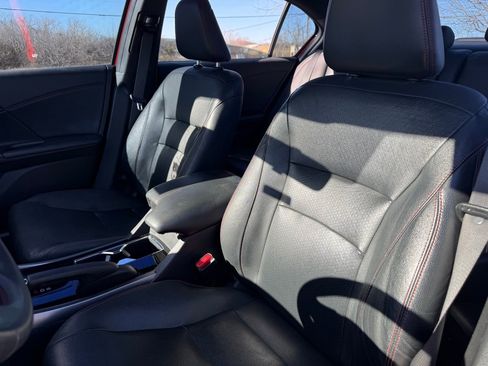 Used 2017 Honda Accord Sport Special Edition image 10