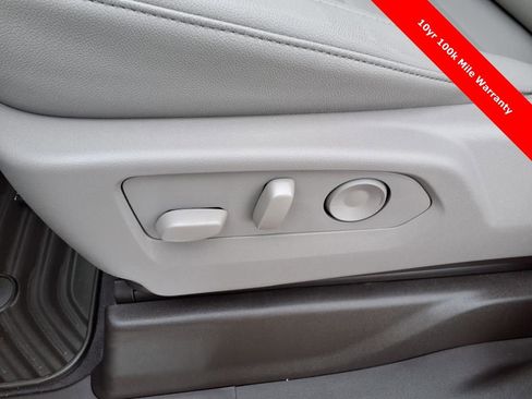 New 2026 Chevrolet Silverado 1500 LTZ w/ Z71 Off-Road Package image 18