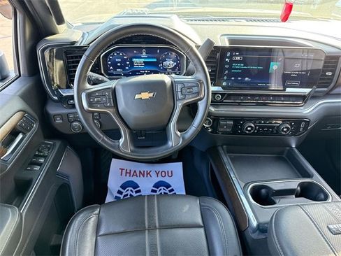 Used 2024 Chevrolet Silverado 3500 High Country w/ Technology Package image 14