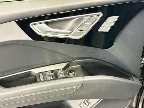 Used 2023 Audi Q4 e-tron Premium Plus w/ Premium Plus image 22